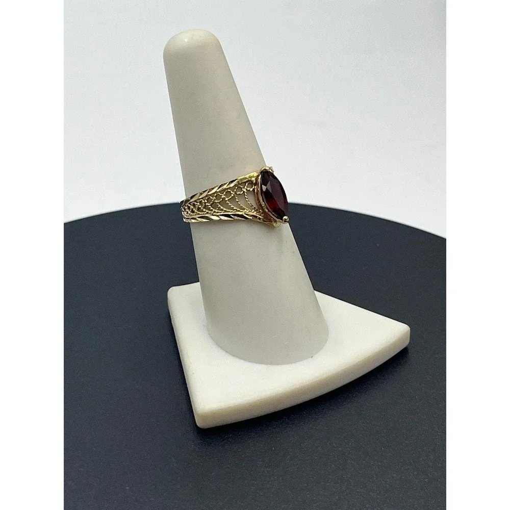 Designer 10K Yellow Gold Marquise Red Prong Garnet Ring Vintage Estate 7.25 1 Ct